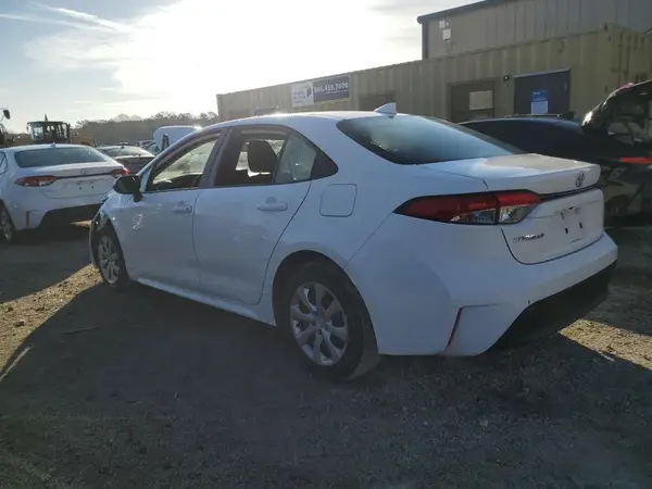 5YFB4MDE8PP067147 2023 TOYOTA COROLLA - Image 2