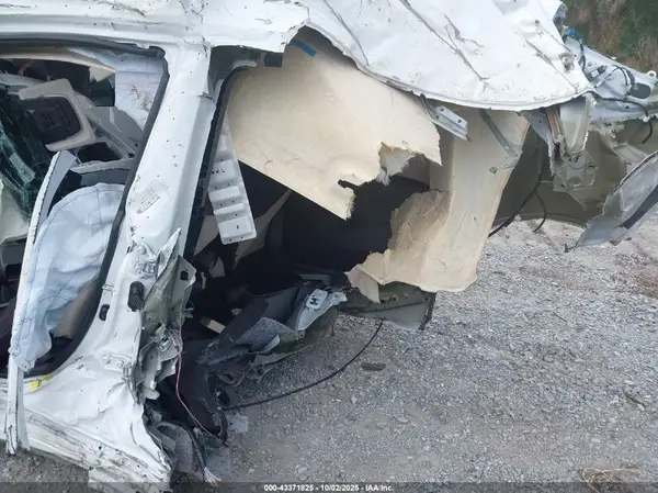 5YFB4MDE8RP082198 2024 TOYOTA COROLLA - Image 8