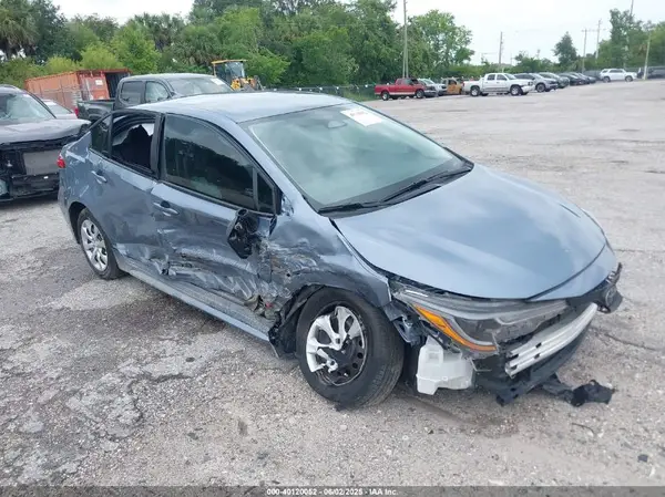 5YFB4MDE8RP090382 2024 TOYOTA COROLLA - Image 1