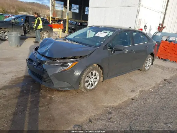 5YFB4MDE8RP091127 2024 TOYOTA COROLLA - Image 2