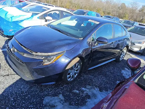 5YFB4MDE8RP112879 2024 TOYOTA COROLLA - Image 1