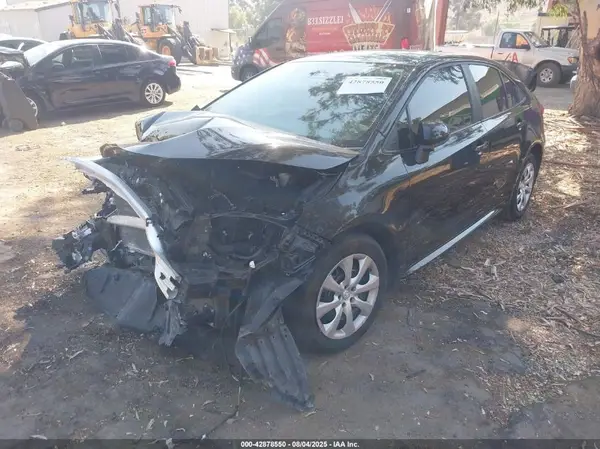 5YFB4MDE8RP114986 2024 TOYOTA COROLLA - Image 2