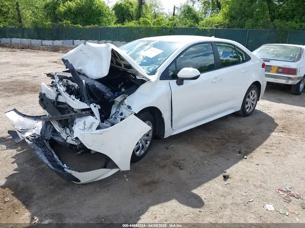 5YFB4MDE8RP116012 2024 TOYOTA COROLLA - Image 2
