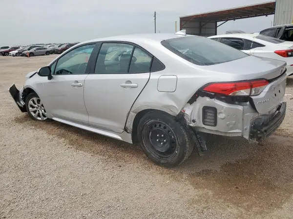 5YFB4MDE8RP117578 2024 TOYOTA COROLLA - Image 2