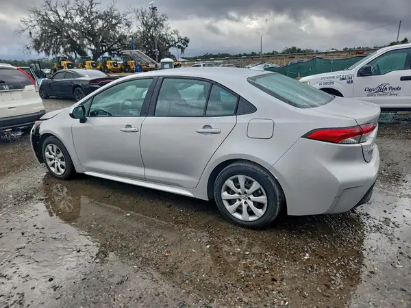 5YFB4MDE8RP121338 2024 TOYOTA COROLLA - Image 2