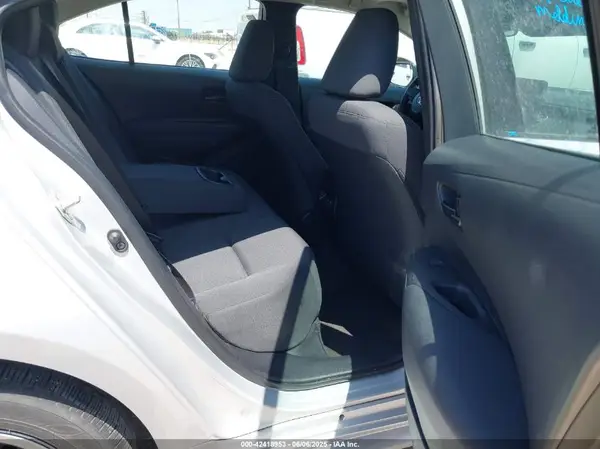 5YFB4MDE8RP121436 2024 TOYOTA COROLLA - Image 8