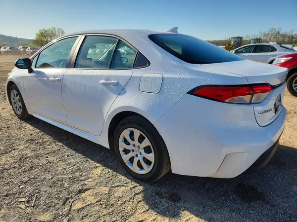 5YFB4MDE8RP124658 2024 TOYOTA COROLLA - Image 2