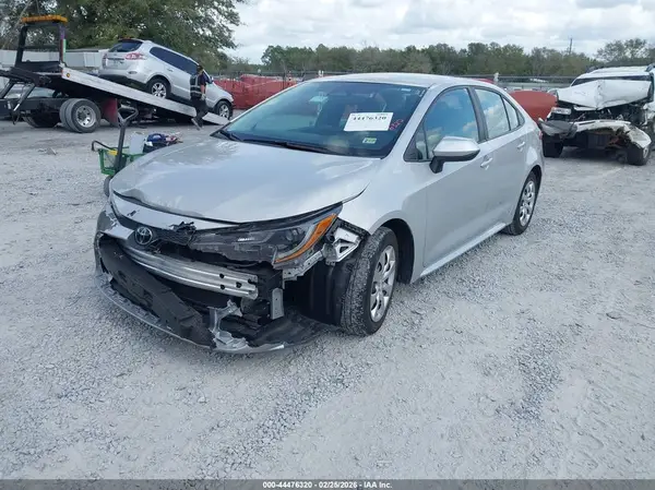 5YFB4MDE8RP125325 2024 TOYOTA COROLLA - Image 2