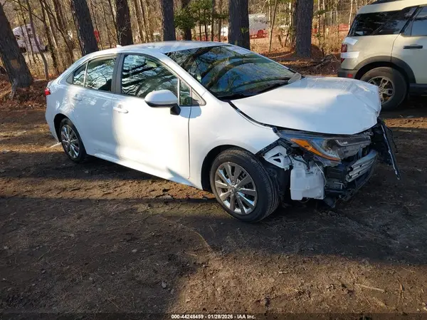 5YFB4MDE8RP127835 2024 TOYOTA COROLLA - Image 1