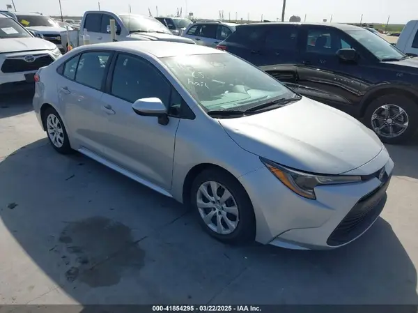 5YFB4MDE8RP129553 2024 TOYOTA COROLLA - Image 1