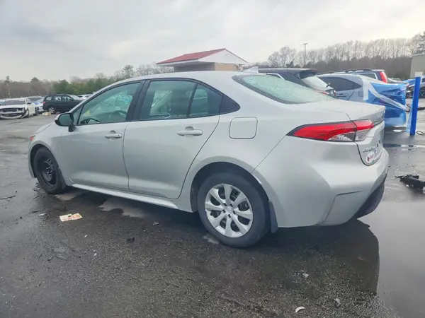 5YFB4MDE8RP133120 2024 TOYOTA COROLLA - Image 2