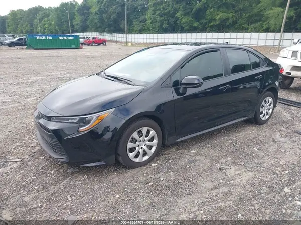 5YFB4MDE8RP135966 2024 TOYOTA COROLLA - Image 2