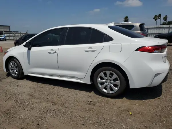 5YFB4MDE8RP136003 2024 TOYOTA COROLLA - Image 2