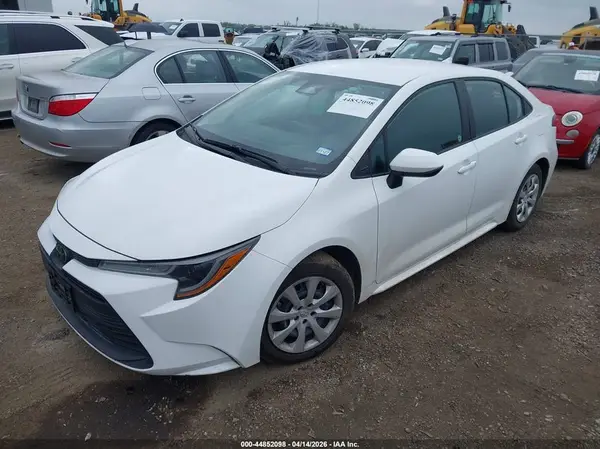 5YFB4MDE8RP138222 2024 TOYOTA COROLLA - Image 2