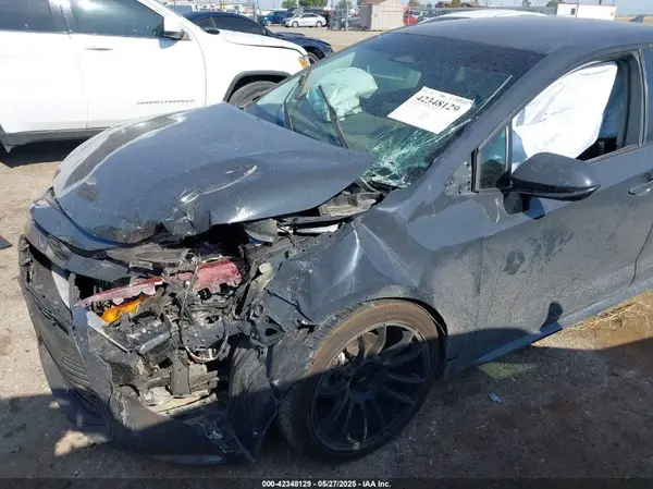 5YFB4MDE8RP141945 2024 TOYOTA COROLLA - Image 2