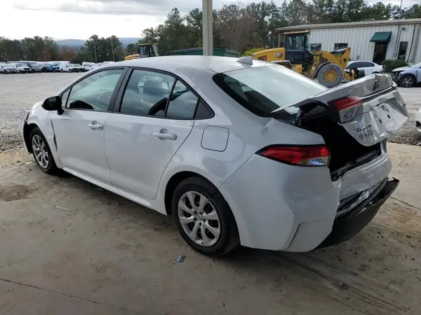 5YFB4MDE8RP152363 2024 TOYOTA COROLLA - Image 2