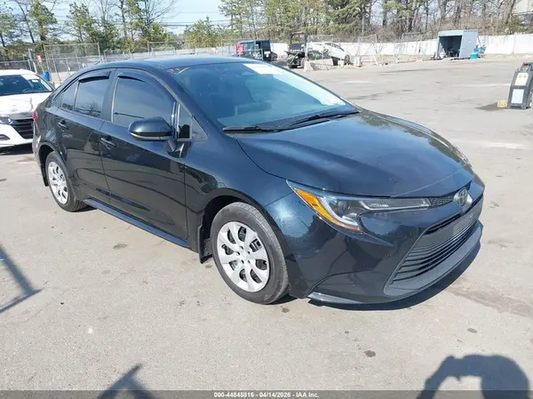 5YFB4MDE8RP152864 2024 TOYOTA COROLLA - Image 1