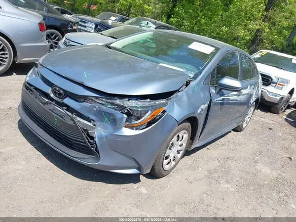 5YFB4MDE8RP156719 2024 TOYOTA COROLLA - Image 2