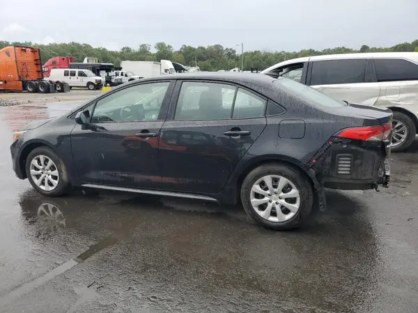 5YFB4MDE8RP157742 2024 TOYOTA COROLLA - Image 2