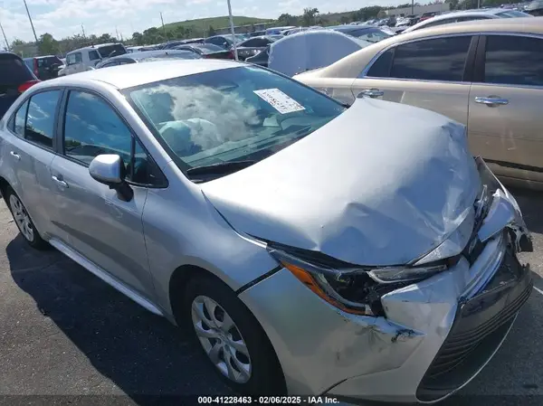 5YFB4MDE8RP170622 2024 TOYOTA COROLLA - Image 1