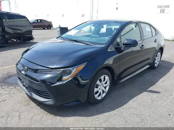 5YFB4MDE8RP177716 2024 TOYOTA COROLLA - Image 2