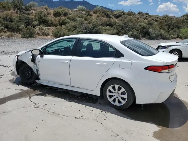 5YFB4MDE8RP179594 2024 TOYOTA COROLLA - Image 2