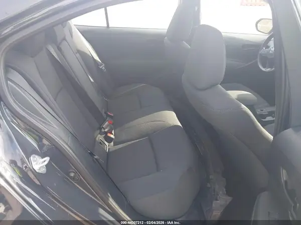 5YFB4MDE8RP180180 2024 TOYOTA COROLLA - Image 8