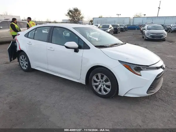 5YFB4MDE8RP181491 2024 TOYOTA COROLLA - Image 1