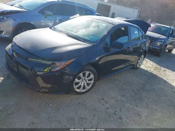 5YFB4MDE8RP184150 2024 TOYOTA COROLLA - Image 2