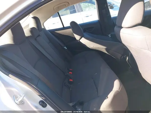 5YFB4MDE8RP185525 2024 TOYOTA COROLLA - Image 8