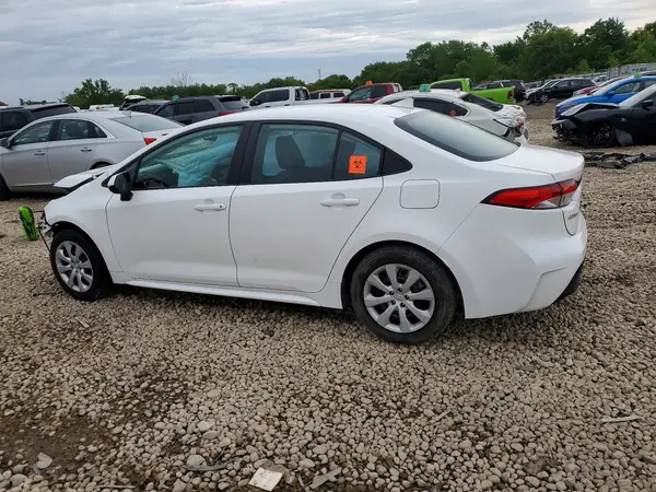 5YFB4MDE8RP186092 2024 TOYOTA COROLLA - Image 2