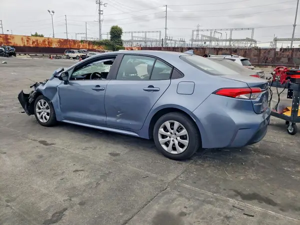 5YFB4MDE8RP193656 2024 TOYOTA COROLLA - Image 2