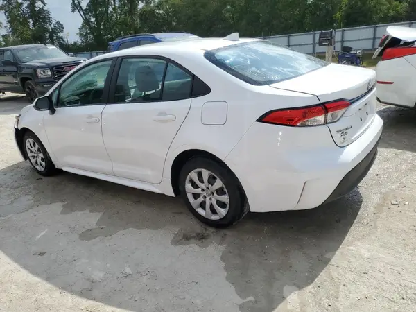 5YFB4MDE8RP199781 2024 TOYOTA COROLLA - Image 2