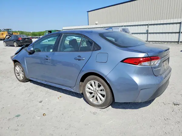 5YFB4MDE8RP203716 2024 TOYOTA COROLLA - Image 2