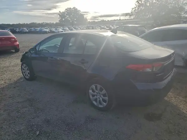 5YFB4MDE8RP205529 2024 TOYOTA COROLLA - Image 2