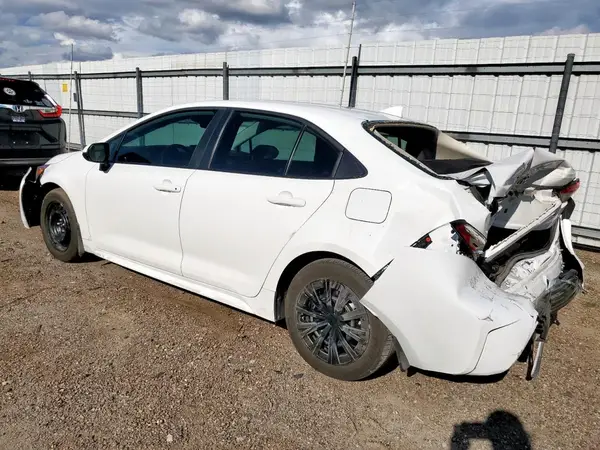 5YFB4MDE8RP209211 2024 TOYOTA COROLLA - Image 2