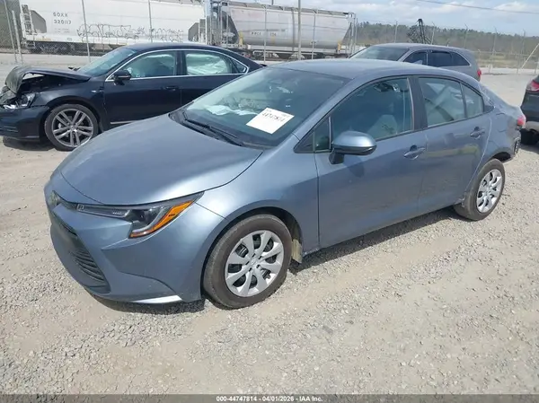 5YFB4MDE8RP209967 2024 TOYOTA COROLLA - Image 2
