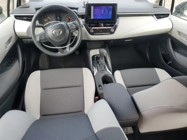5YFB4MDE8RP220287 2024 TOYOTA COROLLA - Image 8