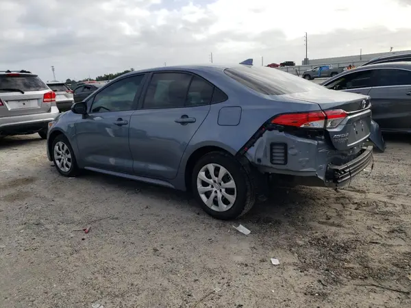 5YFB4MDE8RP227286 2024 TOYOTA COROLLA - Image 2