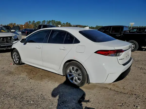 5YFB4MDE8SP236446 2025 TOYOTA COROLLA - Image 2