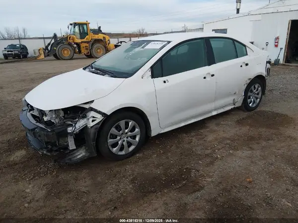 5YFB4MDE8SP258933 2025 TOYOTA COROLLA - Image 2