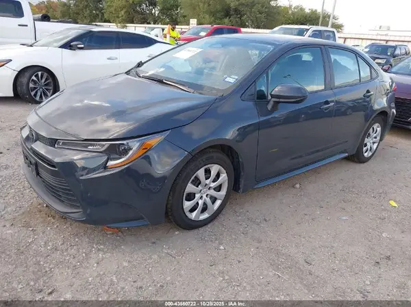 5YFB4MDE8SP259757 2025 TOYOTA COROLLA - Image 2