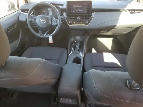 5YFB4MDE8SP261766 2025 TOYOTA COROLLA - Image 8