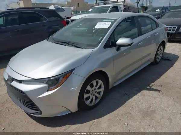 5YFB4MDE8SP265896 2025 TOYOTA COROLLA - Image 2