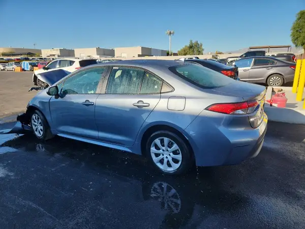 5YFB4MDE8SP268409 2025 TOYOTA COROLLA - Image 2