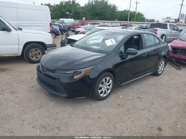 5YFB4MDE8SP268586 2025 TOYOTA COROLLA - Image 2