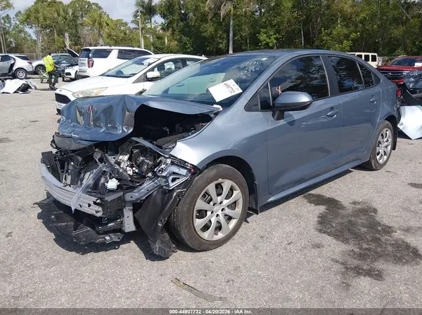 5YFB4MDE8SP269334 2025 TOYOTA COROLLA - Image 2