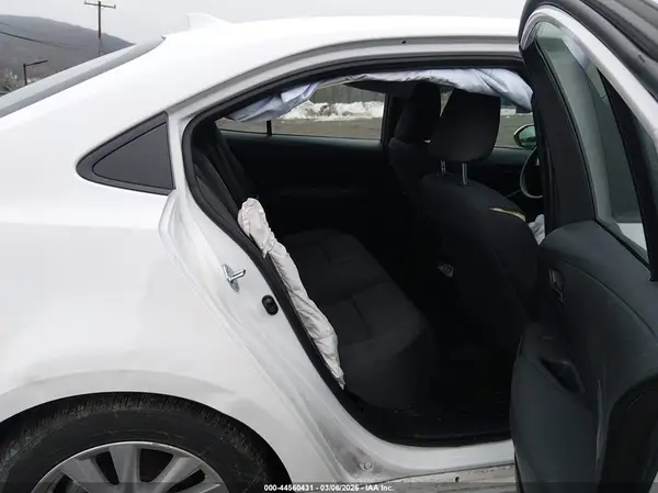 5YFB4MDE8SP271701 2025 TOYOTA COROLLA - Image 8