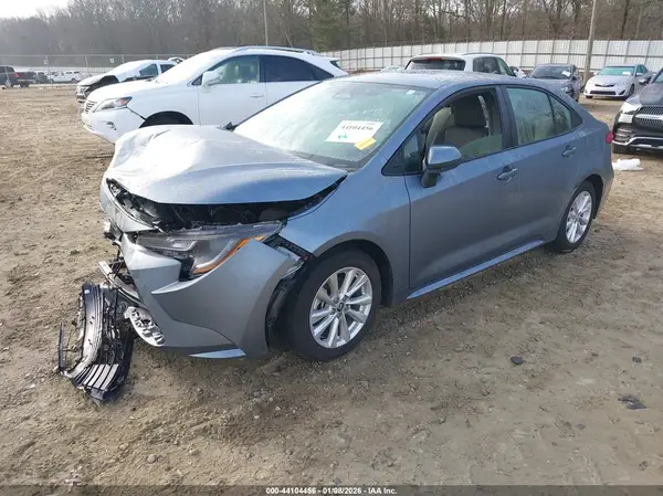 5YFB4MDE8SP272623 2025 TOYOTA COROLLA - Image 2