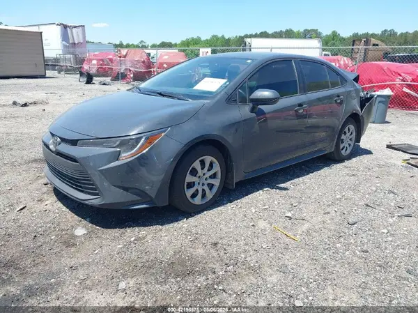 5YFB4MDE8SP272976 2025 TOYOTA COROLLA - Image 2